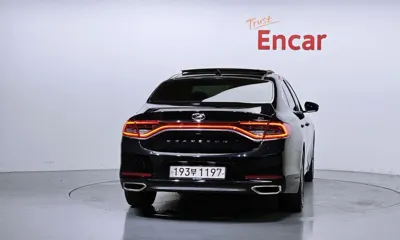 Hyundai Grandeur 2018, 104184 км, за 10181.29 USD