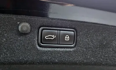 Hyundai Grandeur 2018, 104184 км, за 10181.29 USD - фото 7