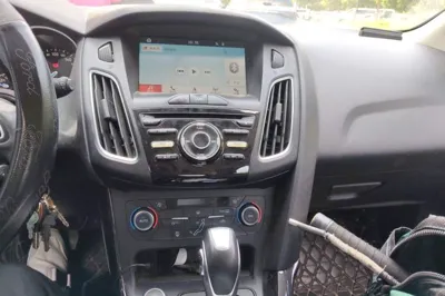 Ford Focus 2018, 63300 км, за 5809 USD - фото 10