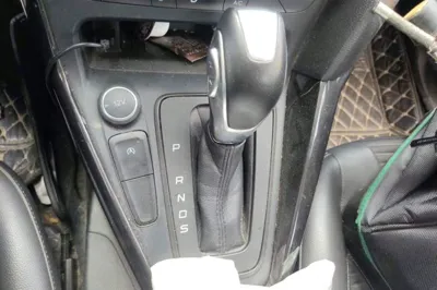 Ford Focus 2018, 63300 км, за 5809 USD - фото 11