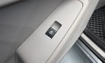 Genesis G80 2019, 120422 км, за 19692.79 USD - фото 38