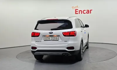 Kia Sorento 2018, 94242 км, за 12162.89 USD