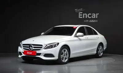 Mercedes-Benz C-Class · 2018 год