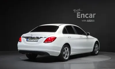 Mercedes-Benz C-Class 2018, 41637 км, за 11487.46 USD