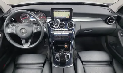 Mercedes-Benz C-Class 2018, 41637 км, за 11395.45 USD - фото 7
