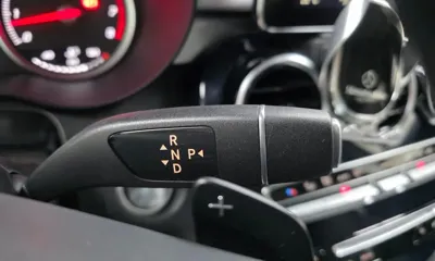 Mercedes-Benz C-Class 2018, 41637 км, за 11395.45 USD - фото 9