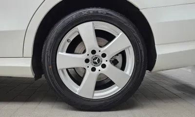 Mercedes-Benz C-Class 2018, 41637 км, за 11395.45 USD - фото 21