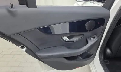 Mercedes-Benz C-Class 2018, 41637 км, за 11395.45 USD - фото 25