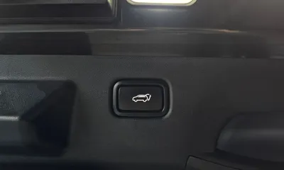 Kia EV6 2023, 49416 км, за 22475.58 USD - фото 30
