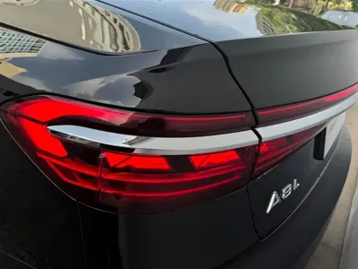Audi A8 2023, 59500 км, за 69057.68 USD - фото 8