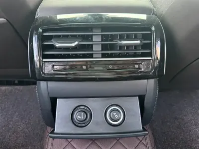 Audi A8 2023, 59500 км, за 69057.68 USD - фото 20