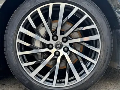 Audi A8 2023, 59500 км, за 69057.68 USD - фото 24