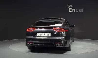 Kia Stinger 2018, 179413 км, за 8970.94 USD