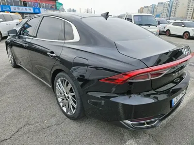 Hyundai Grandeur 2020, 168276 км, за 11068.41 USD