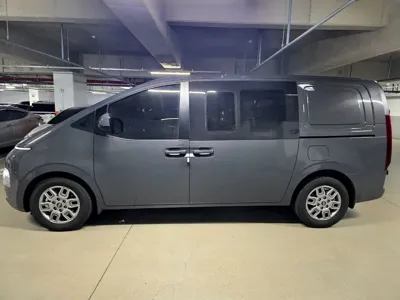 Hyundai Staria 2025, 5000 км, за 20817.09 USD