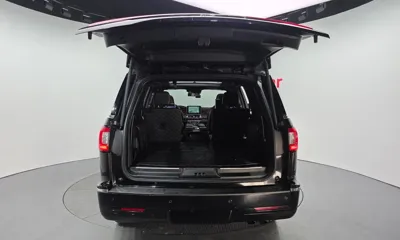 Lincoln Navigator 2021, 77114 км, за 30393.12 USD - фото 20