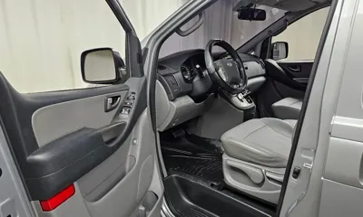 Hyundai Starex 2013, 140781 км, за 4879.01 USD - фото 10