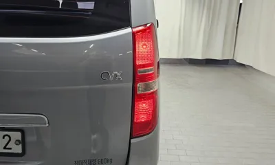 Hyundai Starex 2013, 140781 км, за 4879.01 USD - фото 23