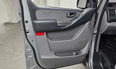 Hyundai Starex 2013, 140781 км, за 4879.01 USD - фото 24
