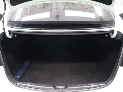 Hyundai Avante 2011, 202760 км, за 2560.06 USD