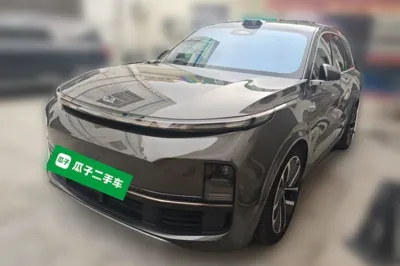 Li Auto L8 · 2024 год