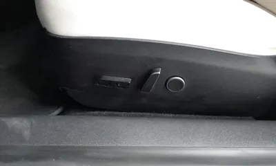 Tesla Model 3 2022, 58616 км, за 23452.78 USD - фото 31
