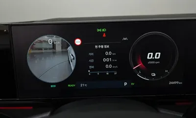 Hyundai Grandeur 2024, 24499 км, за 28599.36 USD - фото 8