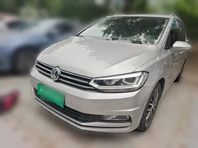 Volkswagen Touran · 2016 год