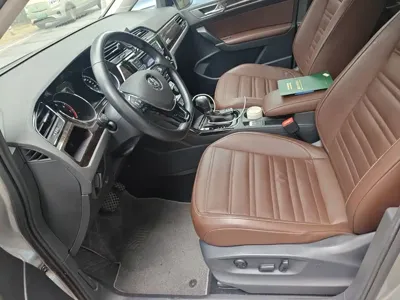 Volkswagen Touran 2016, 120200 км, за 10491.45 USD - фото 8