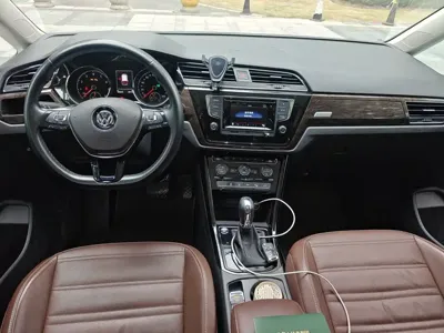 Volkswagen Touran 2016, 120200 км, за 10491.45 USD - фото 13