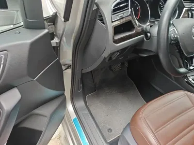 Volkswagen Touran 2016, 120200 км, за 10491.45 USD - фото 14
