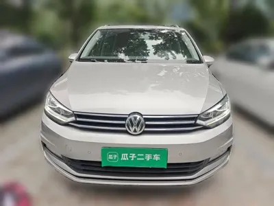 Volkswagen Touran 2016, 120200 км, за 10491.45 USD - фото 24