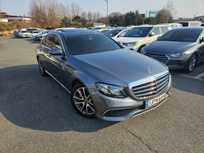 Mercedes-Benz E-Class · 2018 год