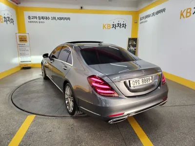 Mercedes-Benz S-Class 2018, 129900 км, за 24986.8 USD