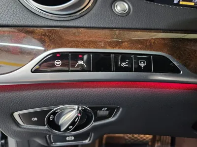 Mercedes-Benz S-Class 2018, 129900 км, за 24812.92 USD - фото 15