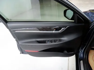 Hyundai Grandeur 2017, 53329 км, за 10223.35 USD - фото 15