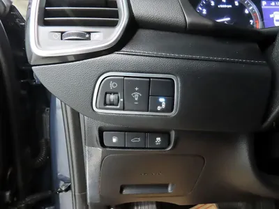 Hyundai Grandeur 2017, 53329 км, за 10223.35 USD - фото 16
