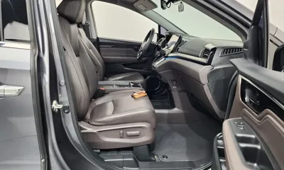 Honda Odyssey 2018, 78344 км, за 18169.8 USD - фото 11