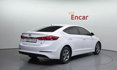 Hyundai Avante 2017, 154761 км, за 4834.43 USD