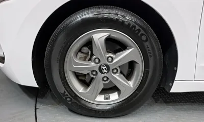 Hyundai Avante 2017, 154761 км, за 4834.43 USD