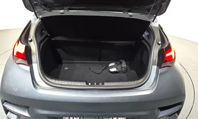 Hyundai Veloster 2019, 124089 км, за 9452.54 USD - фото 18