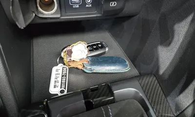 Hyundai Veloster 2019, 124089 км, за 9452.54 USD - фото 31