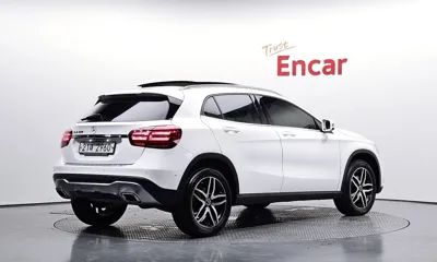 Mercedes-Benz GLA-Class 2019, 71853 км, за 12286.29 USD