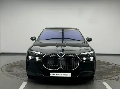 BMW 7-Series 2026, 4589 км, за 104886.05 USD