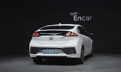 Hyundai Ioniq 2020, 299308 км, за 5842.2 USD