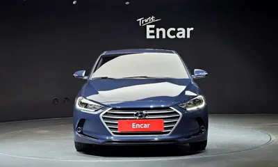 Hyundai Avante 2016, 86010 км, за 5285.76 USD