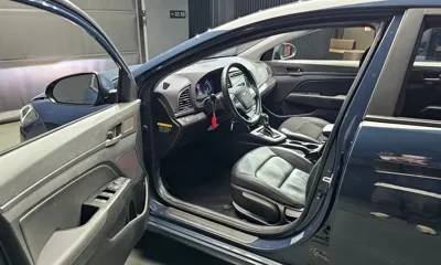 Hyundai Avante 2016, 86010 км, за 5285.76 USD - фото 11