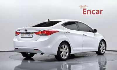 Hyundai Avante 2012, 140383 км, за 2822.63 USD