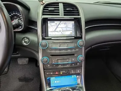 ChevroletGMDaewoo Malibu 2013, 59225 км, за 3250.82 USD - фото 10
