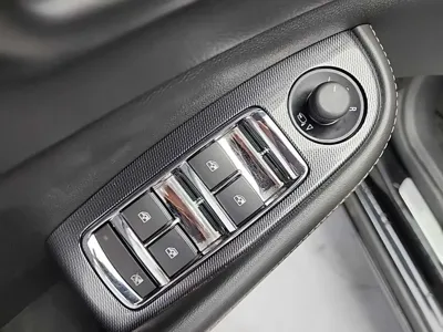 ChevroletGMDaewoo Malibu 2013, 59225 км, за 3250.82 USD - фото 19